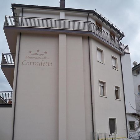 Albergo Corradetti Castel Di Sangro Exterior foto