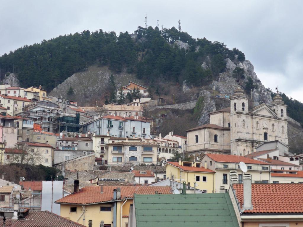 Albergo Corradetti Castel Di Sangro Habitación foto